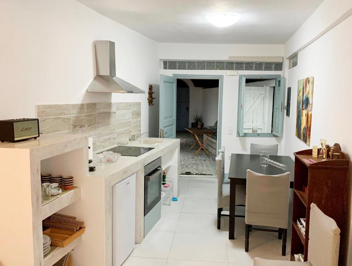 Poli Cave House Santorini Villa Fira  Exterior photo