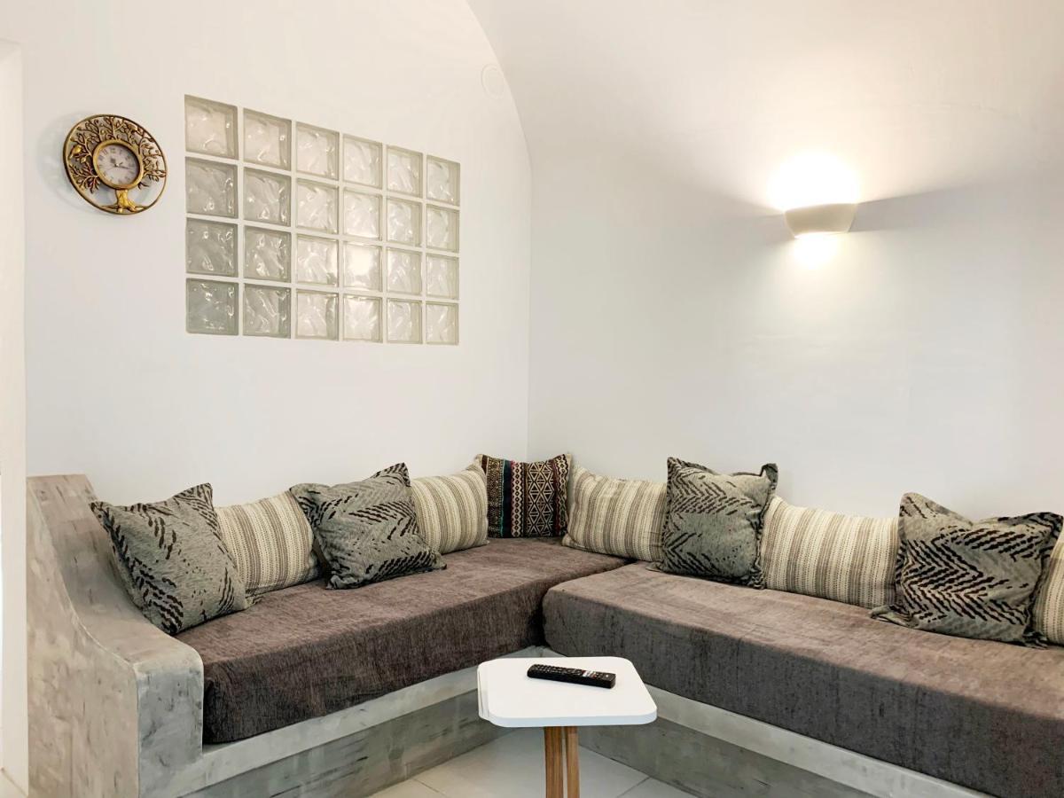 Poli Cave House Santorini Villa Fira  Exterior photo