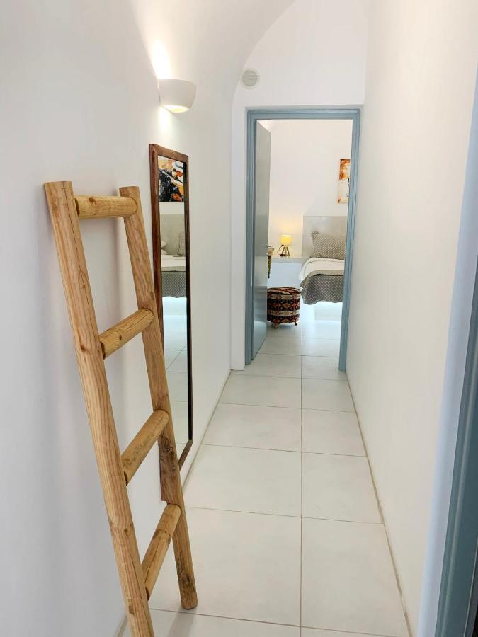Poli Cave House Santorini Villa Fira  Exterior photo