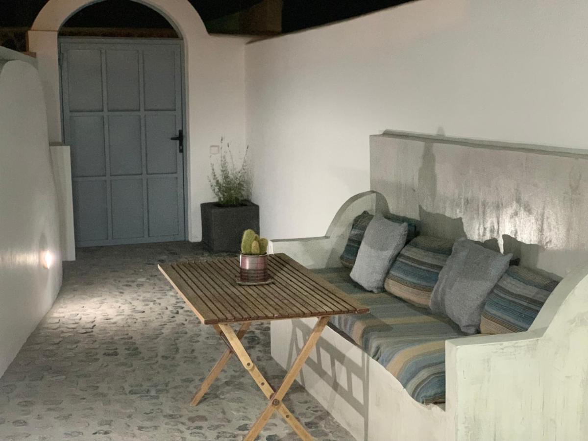 Poli Cave House Santorini Villa Fira  Exterior photo